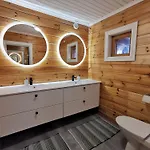 Naukkari Villa Syöte